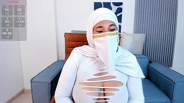 Thalia hala online show from 05.04.26
