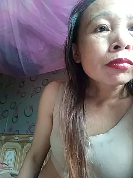 Snapshot of Vily-lonely chatting on 05.19.26 Vily-lonely online show from 05.19.26
