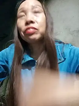 Snapshot of Vily-lonely chatting on 05.25.26 Vily-lonely online show from 05.25.26