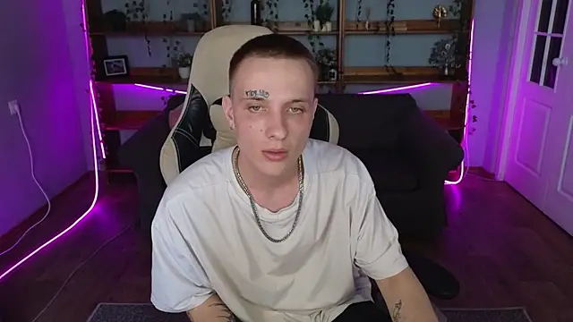 Snapshot of Dreamkai chatting on 04.05.26 Dreamkai online show from 04.05.26