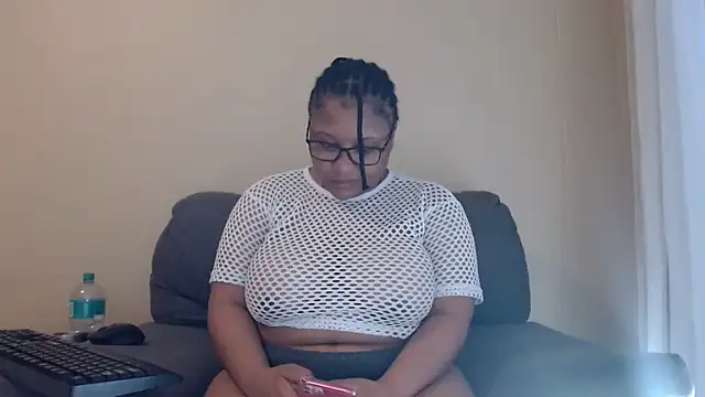 xxZoeyx online show from 11.03.25