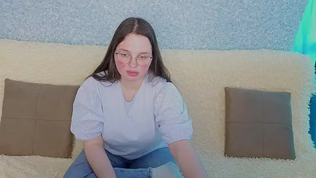 SofiDreamm online show from 04.24.26