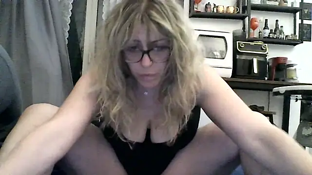 Ginny32 online show from 04.26.26