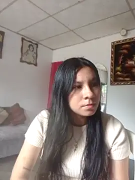 Snapshot of karo_cute chatting on 04.29.26 karo cute online show from 04.29.26