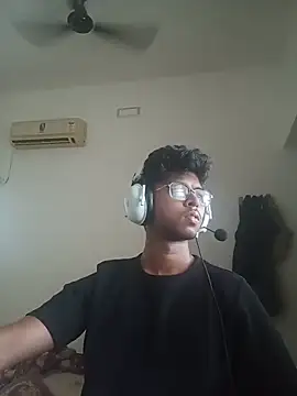 Snapshot of letsplaygame chatting on 07.18.26 letsplaygame online show from 07.18.26