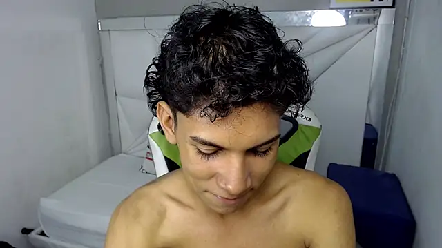 Snapshot of Taylorr_junior_ chatting on 03.31.26 Taylorr junior online show from 03.31.26