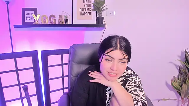 Snapshot of SamanthaVelvett_ chatting on 04.11.26 SamanthaVelvett online show from 04.11.26