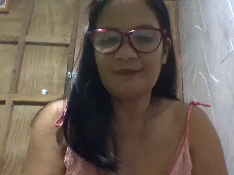 PinayZaira online show from 05.12.26