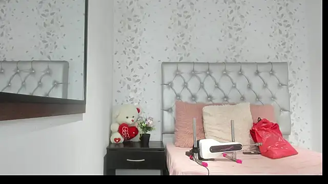 brenda sofia69 online show from 06.30.26