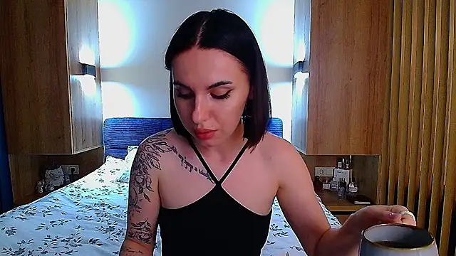 Sour Berry  online show from 05.31.26