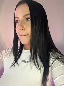 L0LA XO online show from 04.14.26