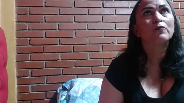 Snapshot of kristalmarelyn chatting on 07.06.26 kristalmarelyn online show from 07.06.26