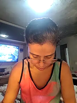 Snapshot of Cristotoza chatting on 05.21.26 Cristotoza online show from 05.21.26
