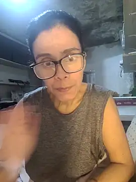 Snapshot of Cristotoza chatting on 06.18.26 Cristotoza online show from 06.18.26