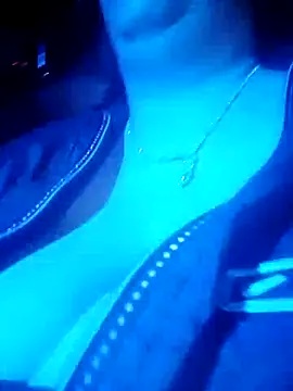 ShelsyCurvesPriv online show from 04.19.26