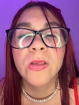 TiffanySton online show from 04.03.26