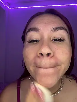 TiffanySton online show from 04.03.26