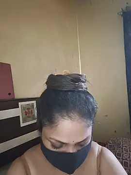 SluttySonam online show from 06.06.26
