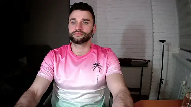 Snapshot of DaddySlava chatting on 04.22.26 DaddySlava online show from 04.22.26
