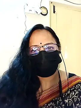 Snapshot of monisha_cam chatting on 04.03.26 monisha cam online show from 04.03.26