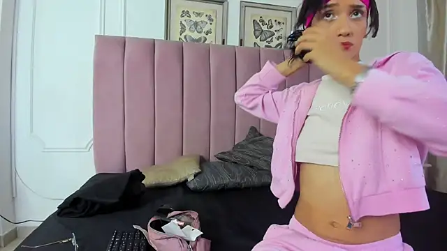 Snapshot of Alexa_fox669 chatting on 06.25.26 Alexa fox669 online show from 06.25.26