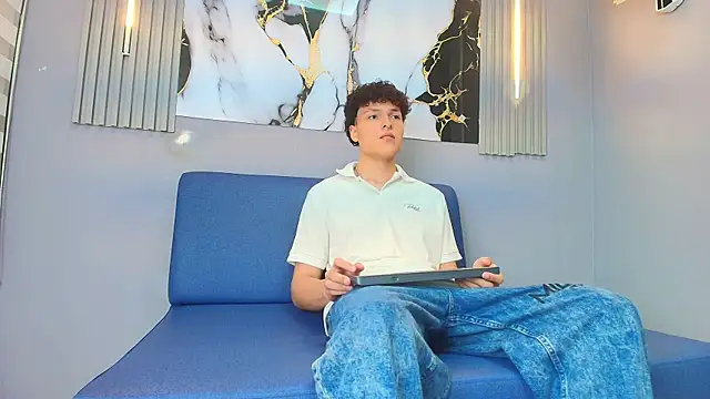 Snapshot of GOMEZZ_07 chatting on 04.06.26 GOMEZZ 07 online show from 04.06.26