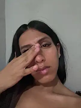 Snapshot of luna_duque chatting on 06.05.26 luna duque online show from 06.05.26
