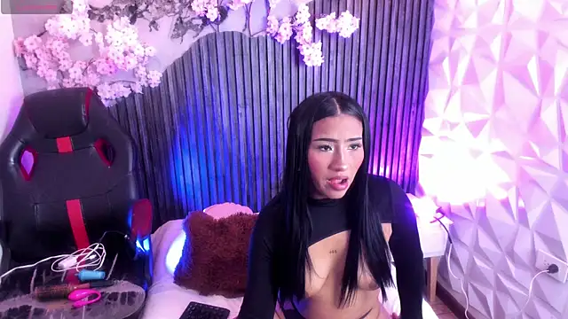 Samara pink  online show from 04.10.26