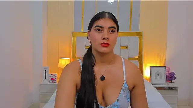Snapshot of Alara_Keyy chatting on 05.06.26 Alara Keyy online show from 05.06.26