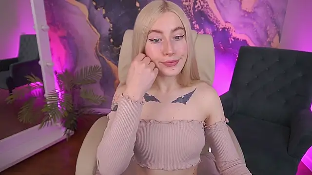 MelaniiePlay online show from 05.13.26