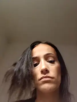 Lolaa92i online show from 04.14.26