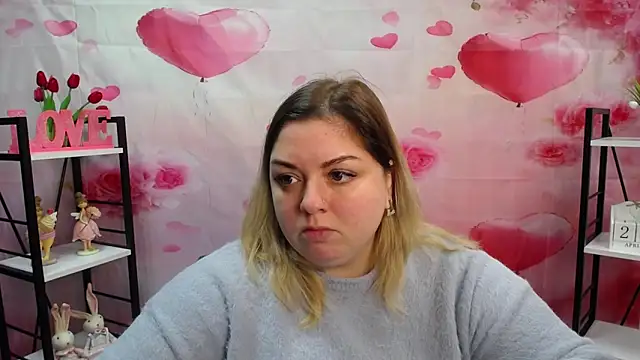 Snapshot of AdelinaMaster chatting on 04.26.26 AdelinaMaster online show from 04.26.26