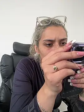 Isabella varella- online show from 06.12.26