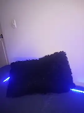 Mia Flamee online show from 04.14.26