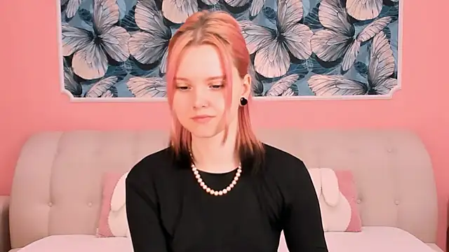 Snapshot of Lina_Veyra chatting on 04.10.26 Lina Veyra online show from 04.10.26