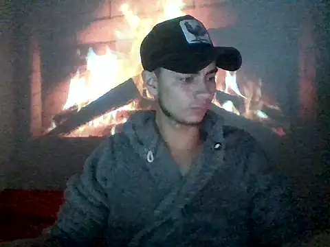 Snapshot of manulito260 chatting on 08.07.26 manulito260 online show from 08.07.26