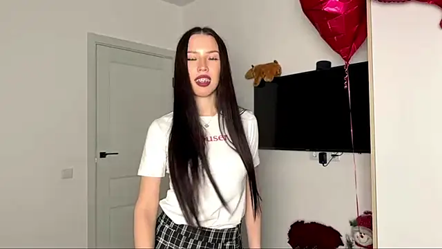 PalmiraJaussen online show from 04.03.26