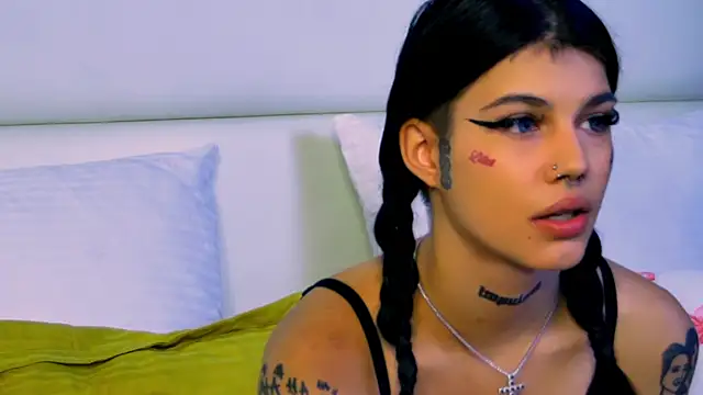 YasminnStorm online show from 06.10.26