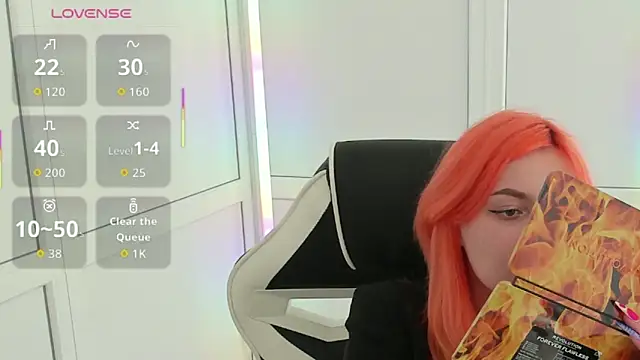 NightLeaf online show from 04.08.26