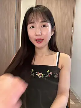 Snapshot of Hinako_0012 chatting on 06.08.26 Hinako 0012 online show from 06.08.26