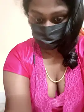 Romantic Woman online show from 04.18.26