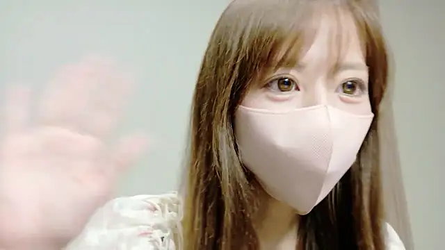 Snapshot of miraichan_v chatting on 04.14.26 miraichan v online show from 04.14.26