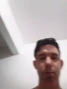 Roger1986  online show from 04.07.26