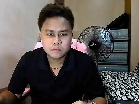 Snapshot of tipsy_butter chatting on 06.14.26 tipsy butter online show from 06.14.26