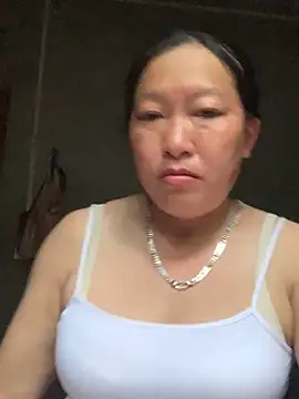 Snapshot of candy-beo chatting on 05.23.26 candy-beo online show from 05.23.26