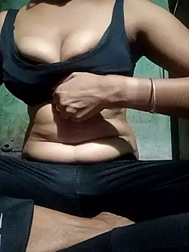 Snapshot of sexy_pakhii chatting on 04.09.26 sexy pakhii online show from 04.09.26
