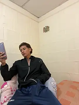 Gaby1823 online show from 04.17.26