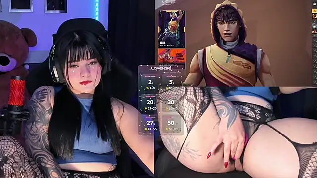Snapshot of EternaAura_ chatting on 04.15.26 EternaAura online show from 04.15.26
