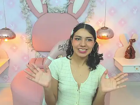 Miia Desire online show from 04.18.26