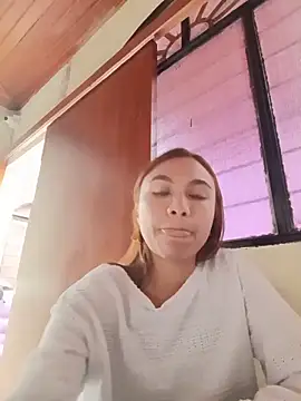 Leticia Hinkley  online show from 05.23.26